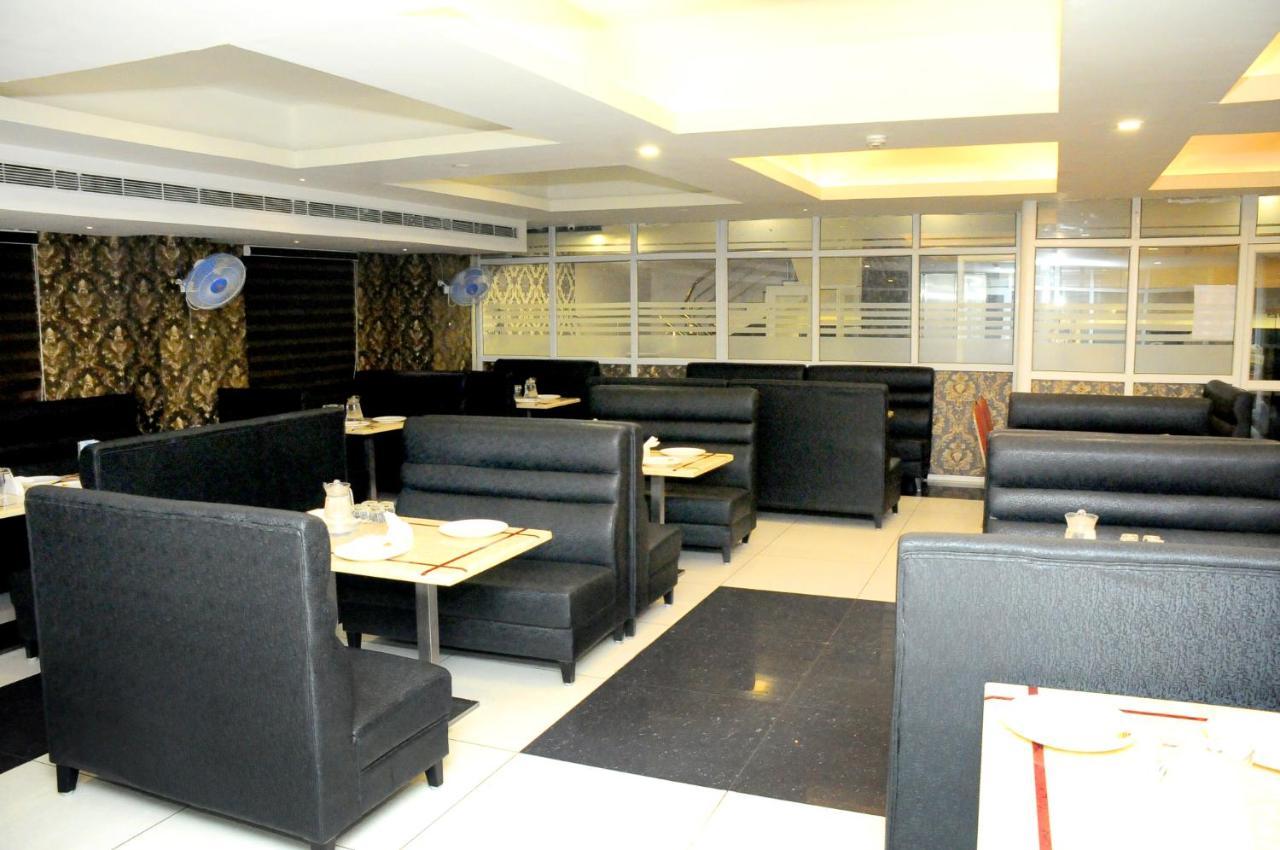佩拉姆巴卢尔拉特纳公园酒店 Perambalur 外观 照片