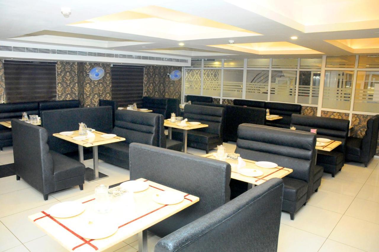 佩拉姆巴卢尔拉特纳公园酒店 Perambalur 外观 照片